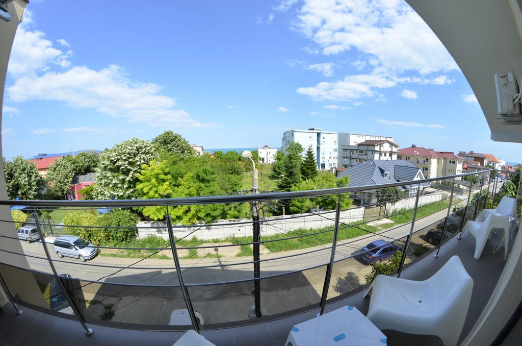 Razvan Holiday Costinesti Exteriör bild